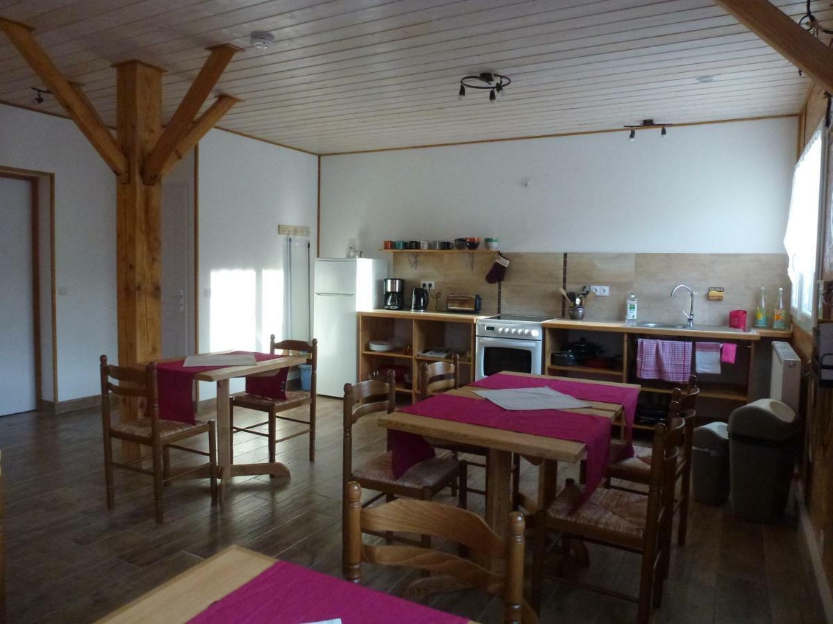 Redspring Chambres D'Hotes Coligny Exterior foto
